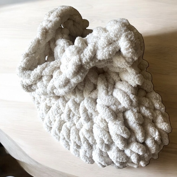 Hand Knit Crochet Chunky Cloud Maxi Tote Bag Oversized 24”x 15”Cream Y2K New - Picture 5 of 10